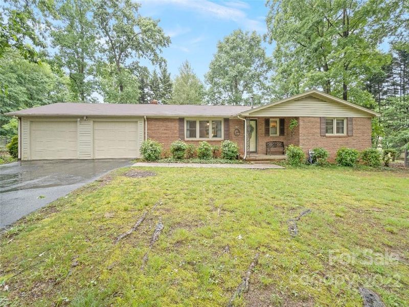3141 28th St NE, Hickory, NC 28601