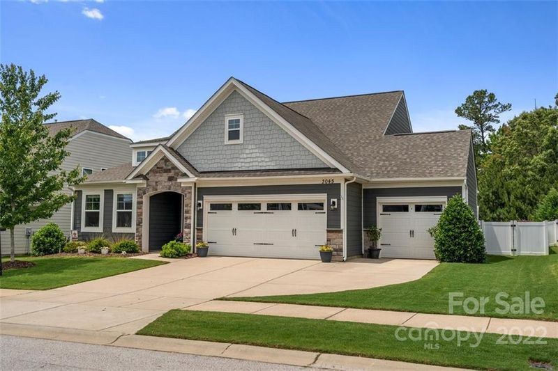 3045 Dindle Dr, Lancaster, SC 29720