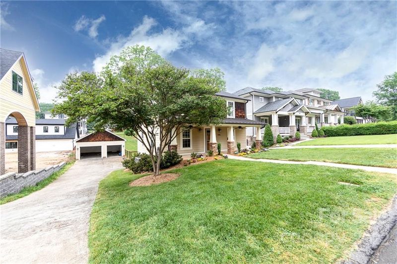 504 Iverson Way, Charlotte, NC 28203