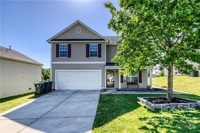 722 Overlook Rd, Lowell, NC 28098