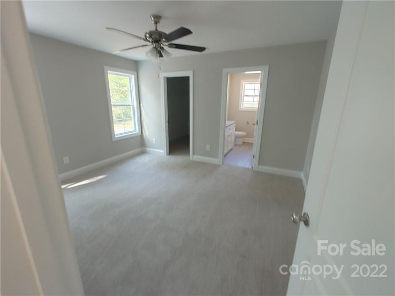 1016 Kansas St, Kannapolis, NC 28083
