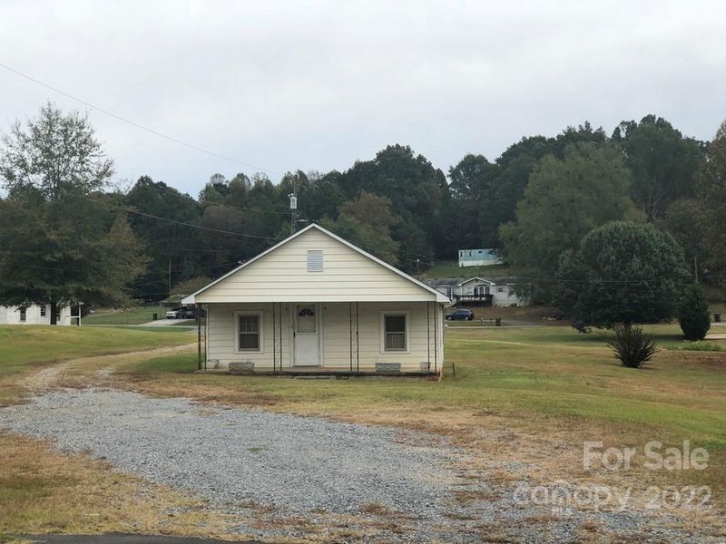 803 W Cherokee St, Blacksburg, SC 29702