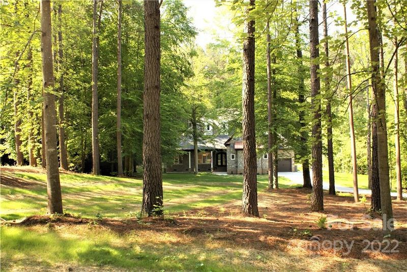 221 Winding Forest Dr, Troutman, NC 28166