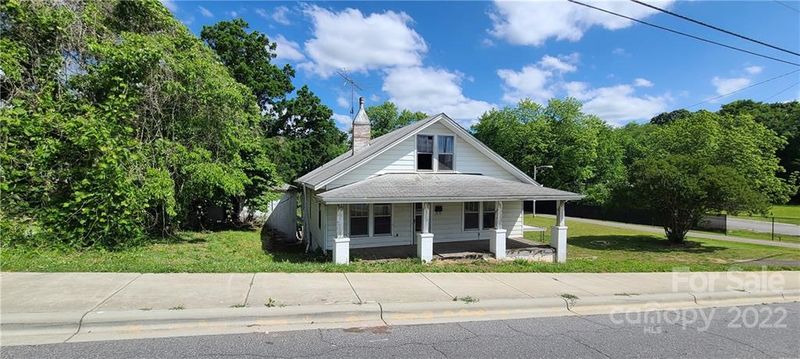 217 Pine St, Lincolnton, NC 28092