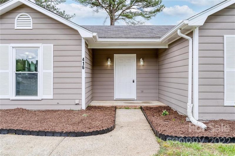 416 Iredell Ct, Gastonia, NC 28054