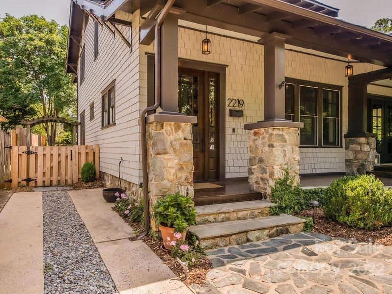 2219 Sarah Marks Ave, Charlotte, NC 28203