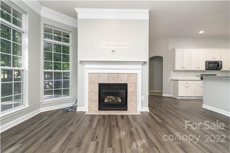 8237 Chatham Oaks Dr, Concord, NC 28027