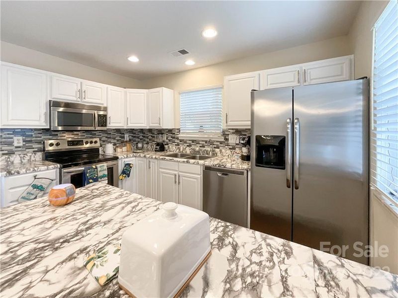 6428 Saint Bernard Way, Charlotte, NC 28269