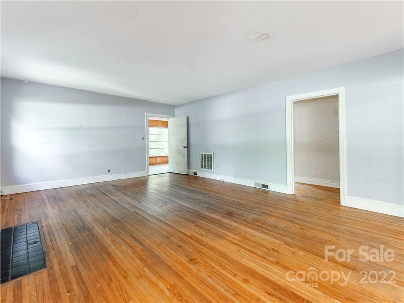 13650 Barberry Ave, Midland, NC 28107