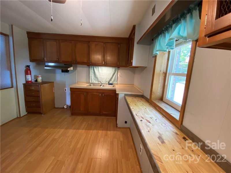 4660 Bear Cove Rd, Catawba, NC 28609