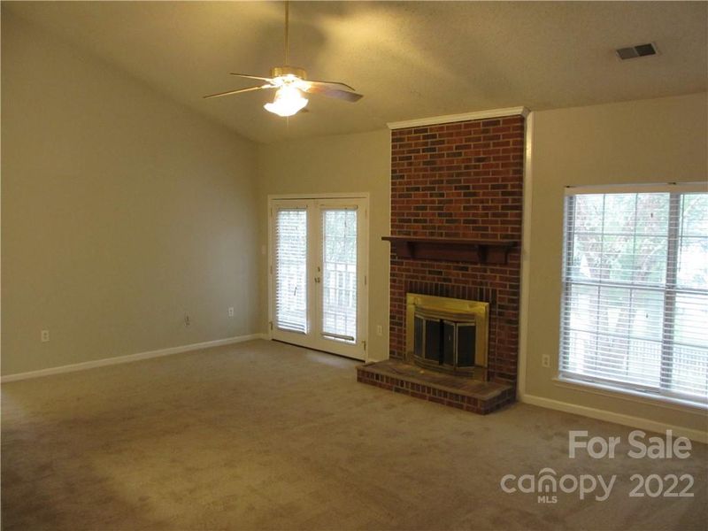 9501 Clifton Meadow Dr, Matthews, NC 28105