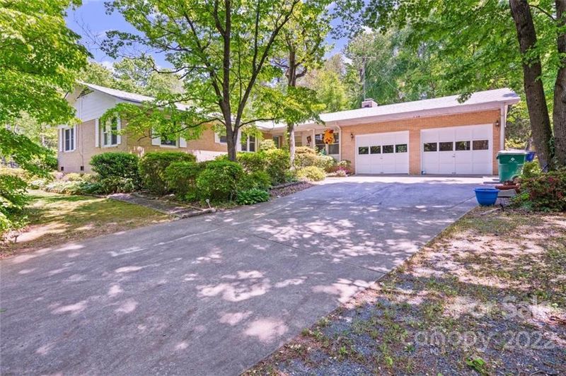 114 Circle Dr, Wingate, NC 28174