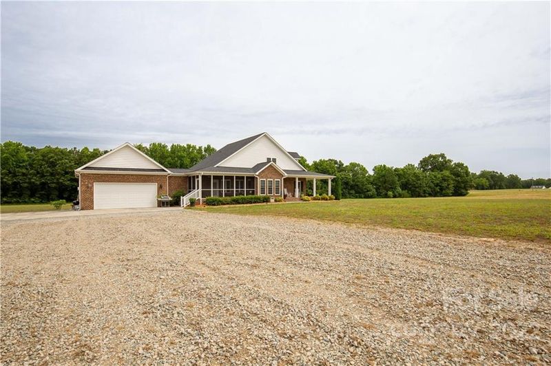 2510 Potter Rd, Heath Springs, SC 29058