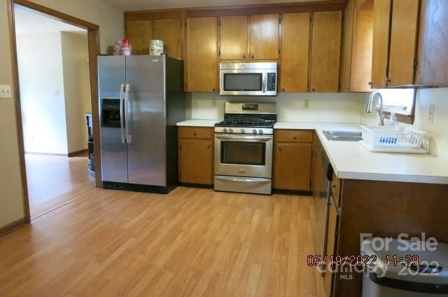 2757 32nd Ave NE #1, Hickory, NC 28601