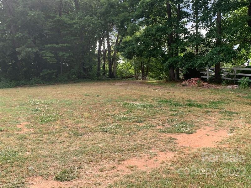 5216 Bahama Dr, Kannapolis, NC 28081
