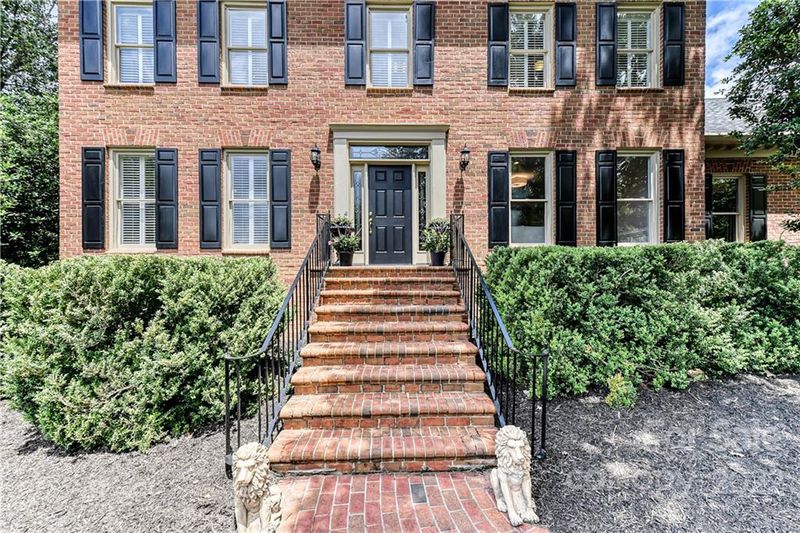 7309 Kennington Ct, Charlotte, NC 28270