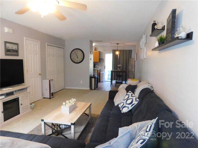 11536 Briddle Hall Ct, Charlotte, NC 28214