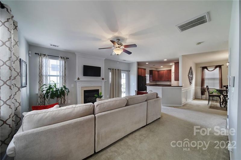9664 Turning Wheel Dr, Charlotte, NC 28214