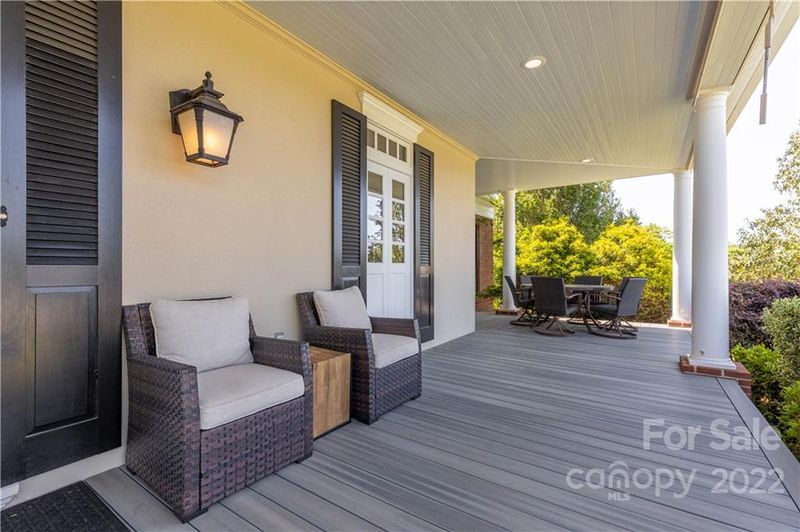 3674 River Rd, Hickory, NC 28602