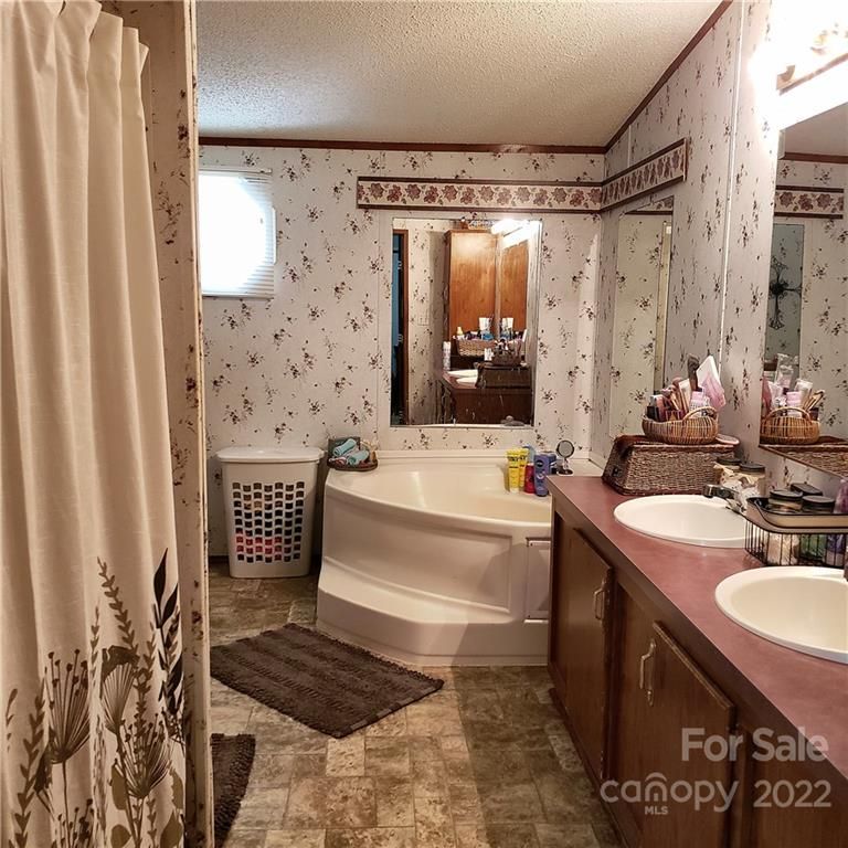 5319 Little Mountain Rd, Gastonia, NC 28056