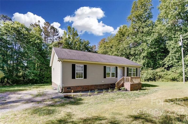 4727 Hemphill Rd, Gastonia, NC 28056