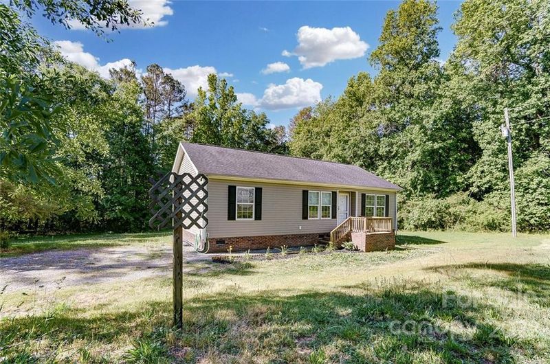 4727 Hemphill Rd, Gastonia, NC 28056