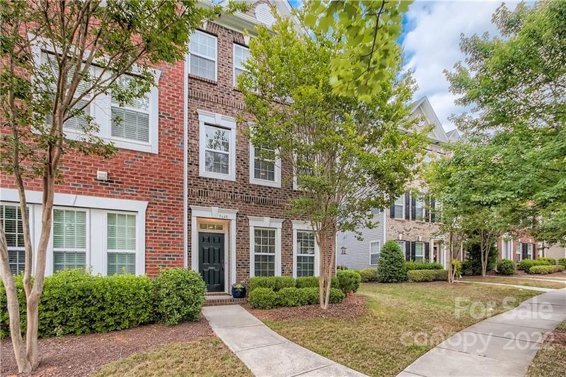 5648 Whitehawk Hill Rd, Mint Hill, NC 28227