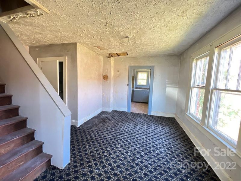 134 31st St SW, Hickory, NC 28602