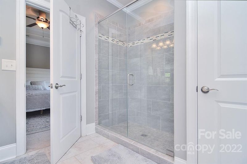9739 Wheatfield Rd, Charlotte, NC 28277