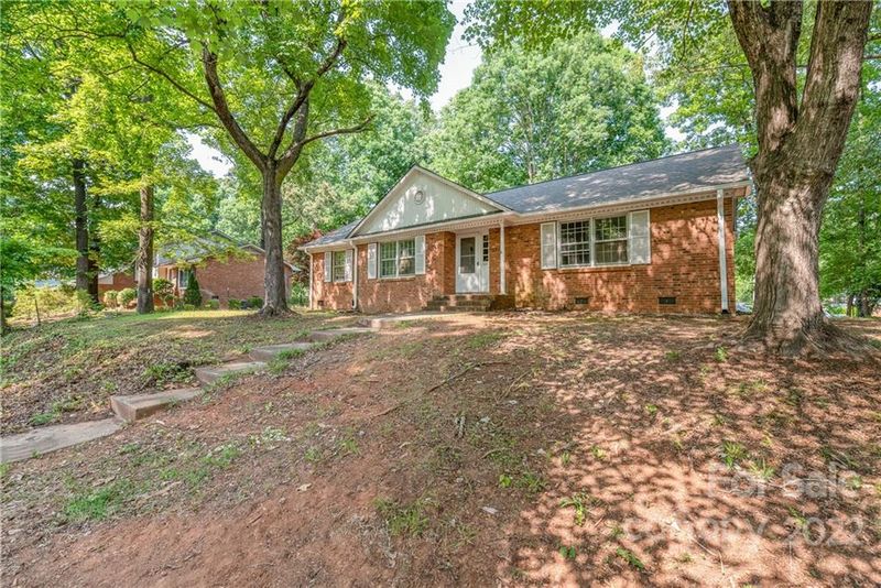 7021 Reddman Rd #25, Charlotte, NC 28212