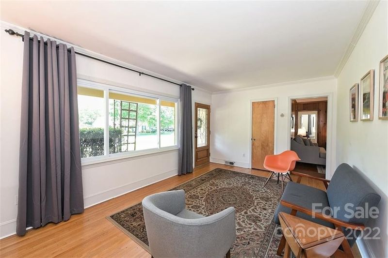 6300 Thelo Dr, Charlotte, NC 28212