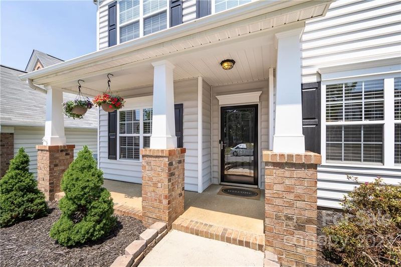 4027 Barclay Forest Dr, Charlotte, NC 28213