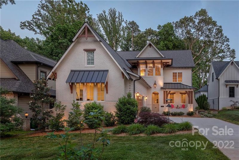 204 Hunter Ln, Charlotte, NC 28211