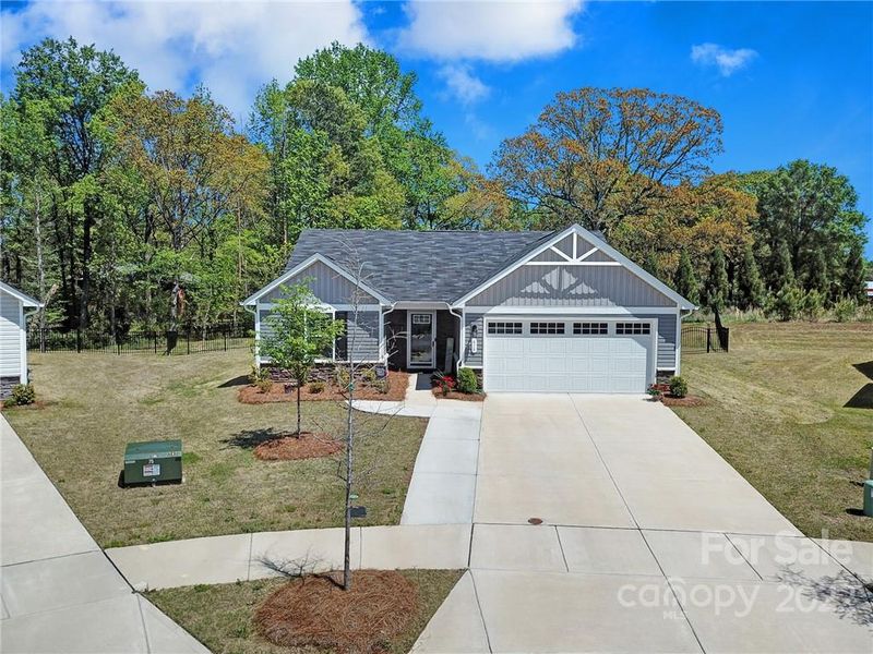 619 Holly Grove Ct NW, Concord, NC 28027
