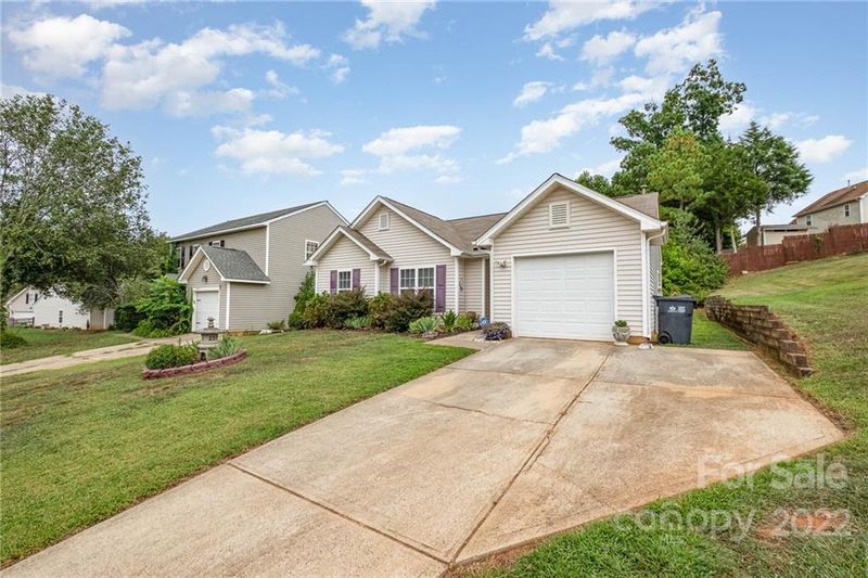 14823 Jerpoint Abby Dr, Charlotte, NC 28273