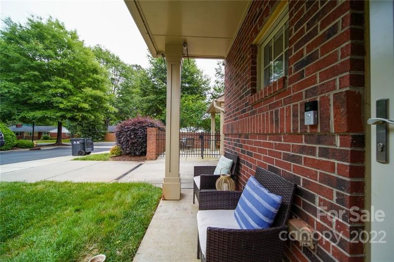 4692 Dabney Vigor Dr, Charlotte, NC 28209