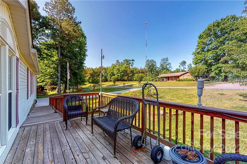 146 Battle Rd, Statesville, NC 28625
