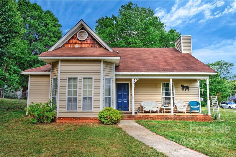602 Pebblestone Ct, Statesville, NC 28625