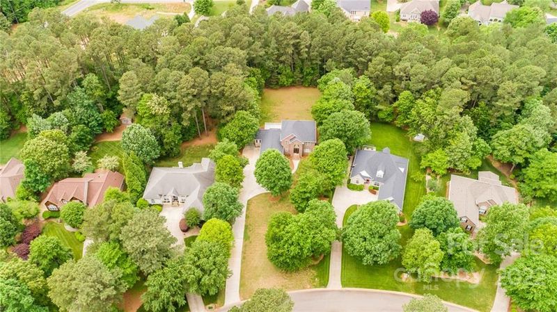 2581 Penngate Dr, Sherrills Ford, NC 28673