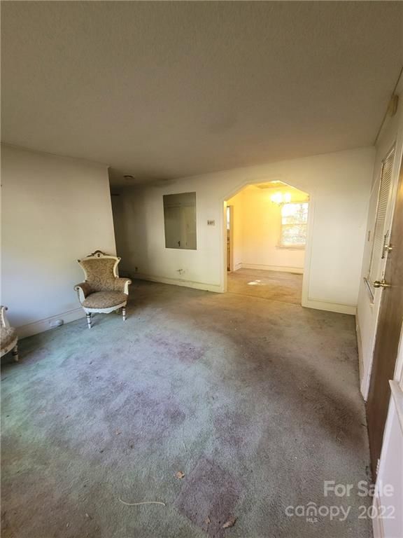 225 Auten St, Charlotte, NC 28208