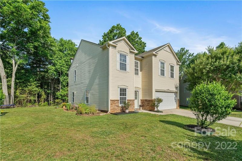 1129 Parade Ground Ct, Clover, SC 29710