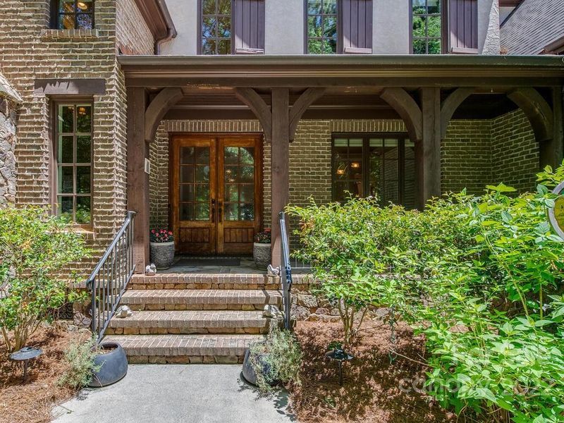 13414 Claysparrow Rd, Charlotte, NC 28278