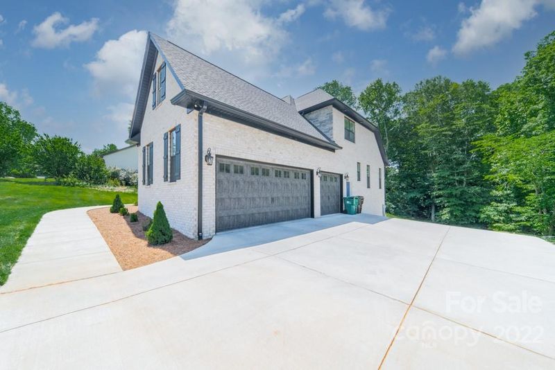 2009 Silvertip Ct, Belmont, NC 28012