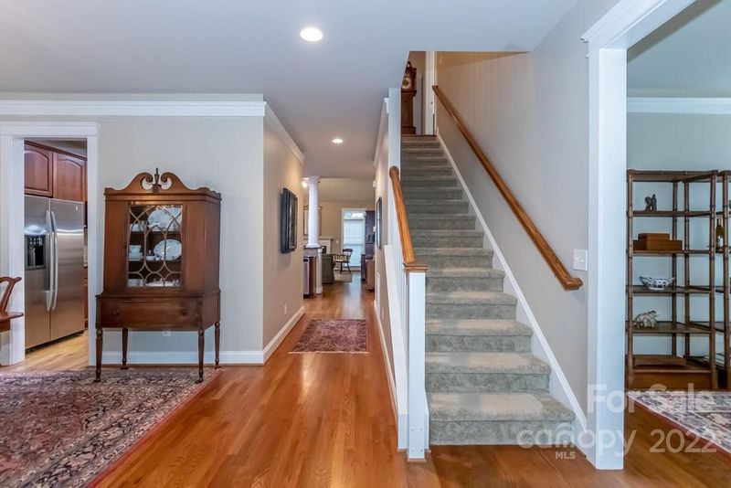 5606 Bradwell Dr, Charlotte, NC 28269