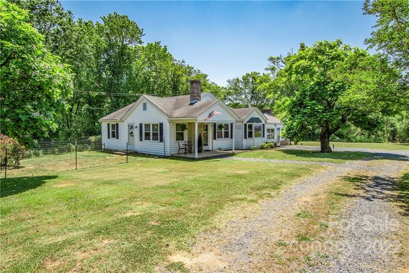 127 W Springdale Rd, Rock Hill, SC 29730