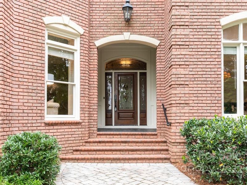 8816 Lake Challis Ln, Charlotte, NC 28226