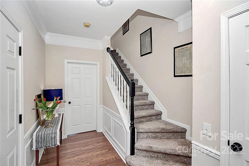 5504 Werburgh St, Charlotte, NC 28209