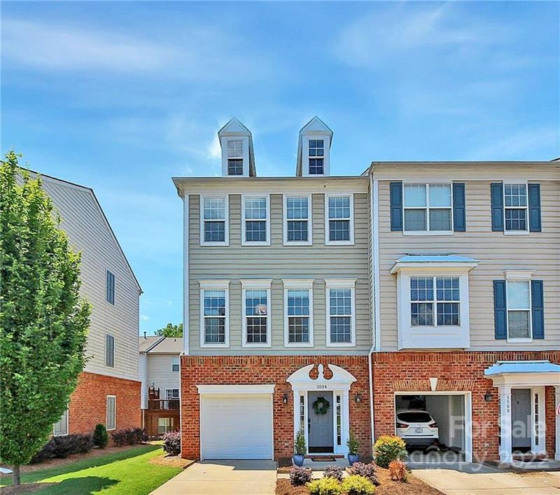 5504 Werburgh St, Charlotte, NC 28209