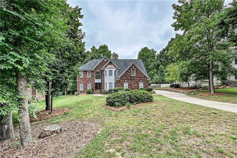 9528 Millen Dr, Harrisburg, NC 28075