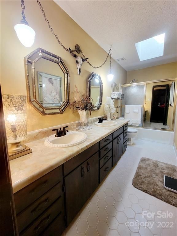 2211 Camden Rd, Wingate, NC 28174